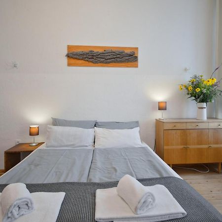 Courtyard Apartment Berlin Extérieur photo