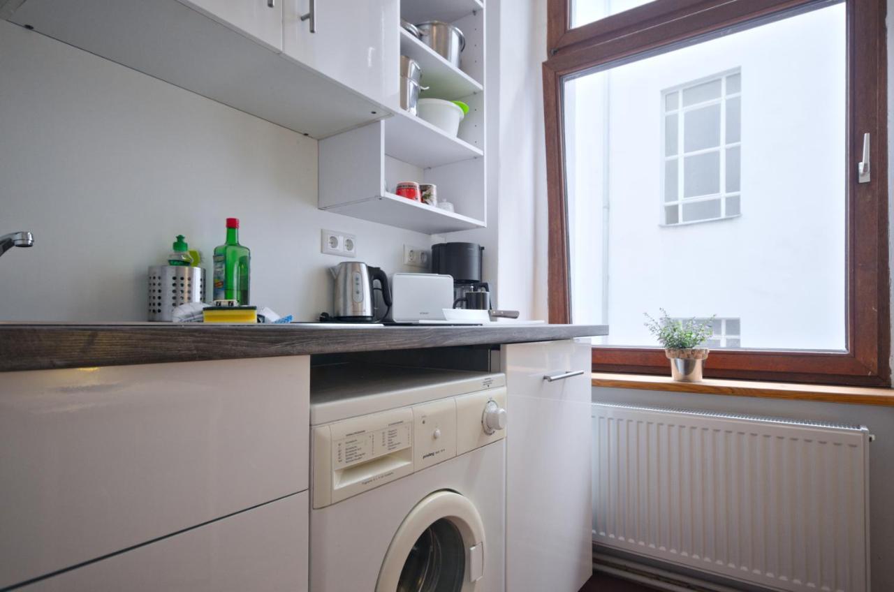 Courtyard Apartment Berlin Extérieur photo