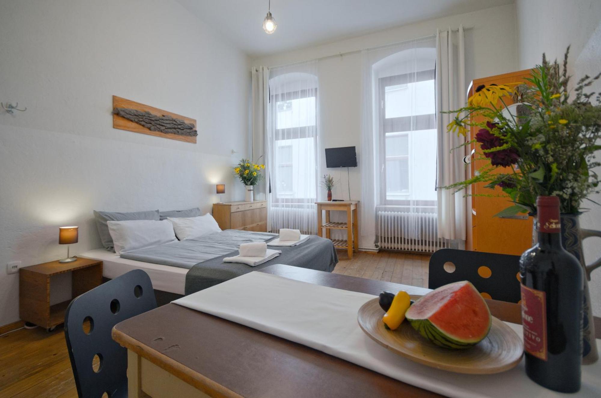 Courtyard Apartment Berlin Extérieur photo